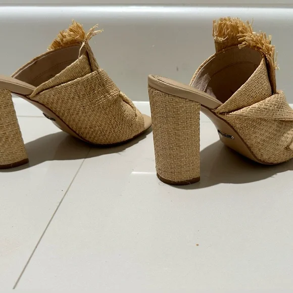 Gianni Bini Tan Woven Heels - Picture 10 of 10